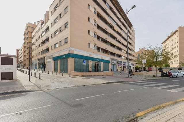 Erhverv til salg i Campus de la Salud, Granada by - € 435.000 (Ref: 9837122)