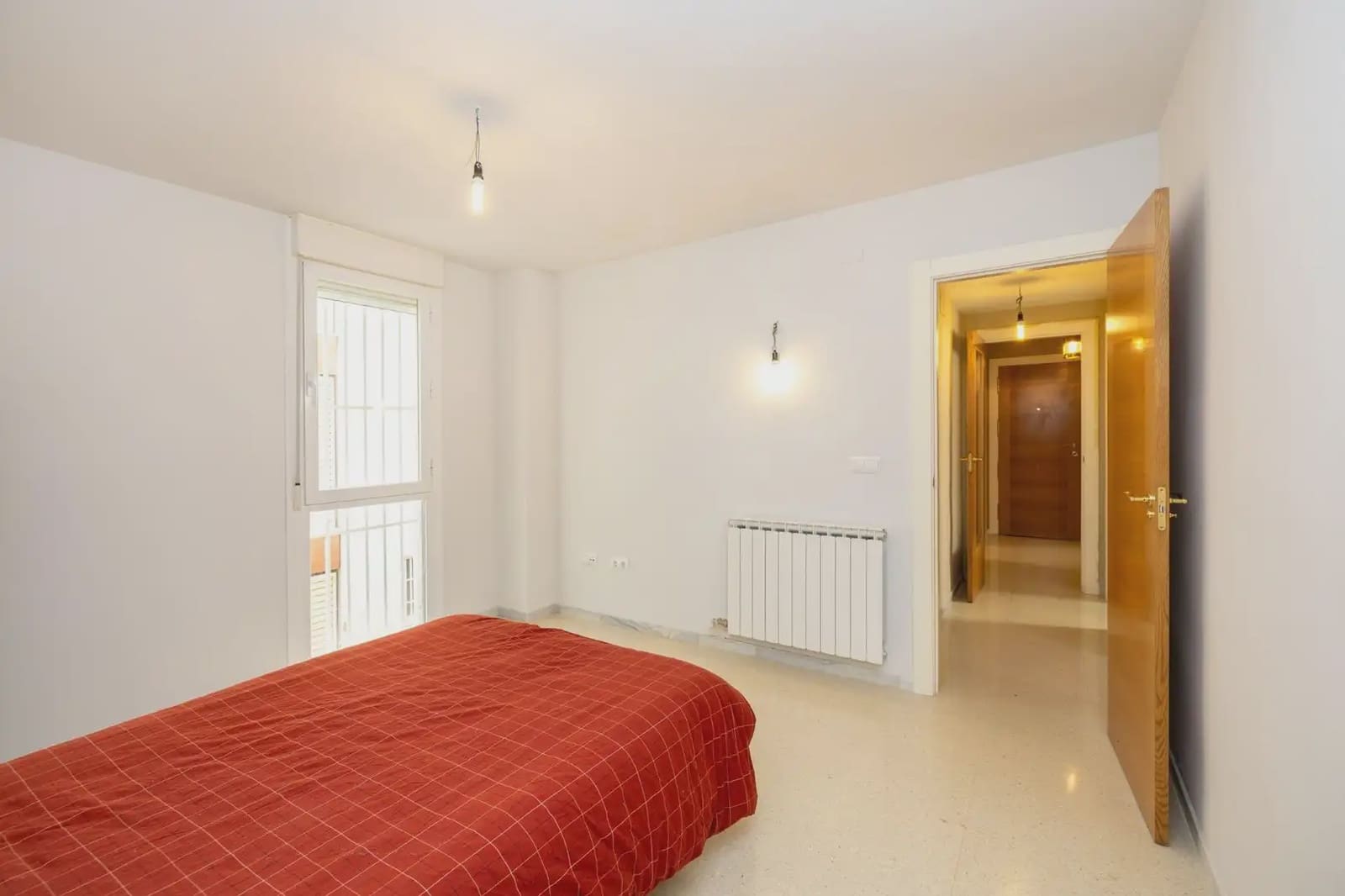 Appartamento in vendita in Granada citta con garage - 218.332 € (Rif: 9837123)