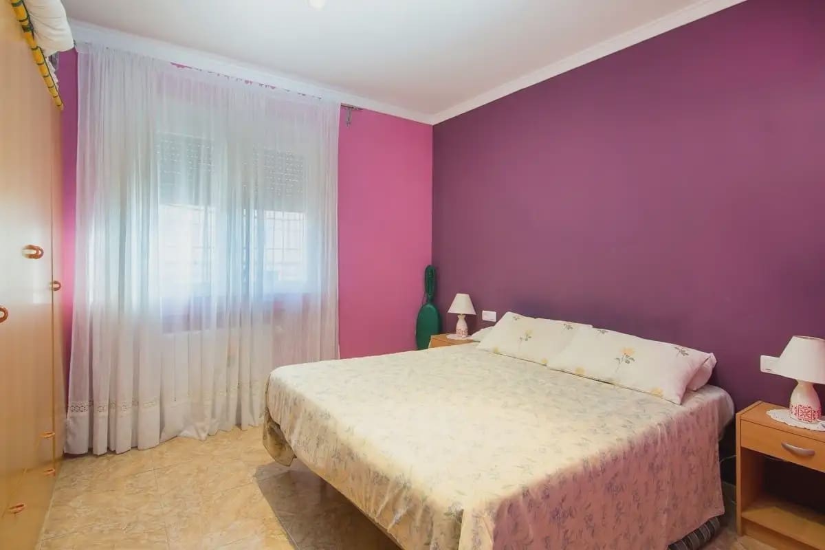 Villa zu verkaufen in Huetor Santillan - 290.000 € (Ref: 9837124)