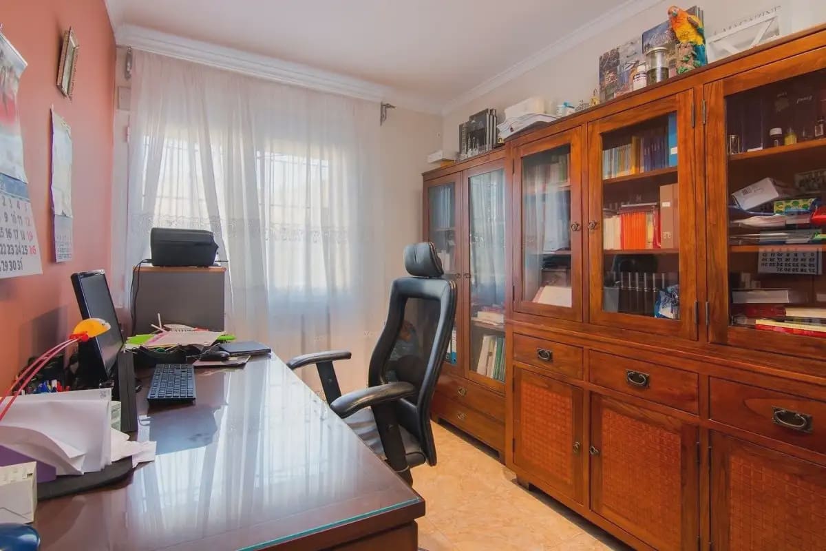 Villa zu verkaufen in Huetor Santillan - 290.000 € (Ref: 9837124)