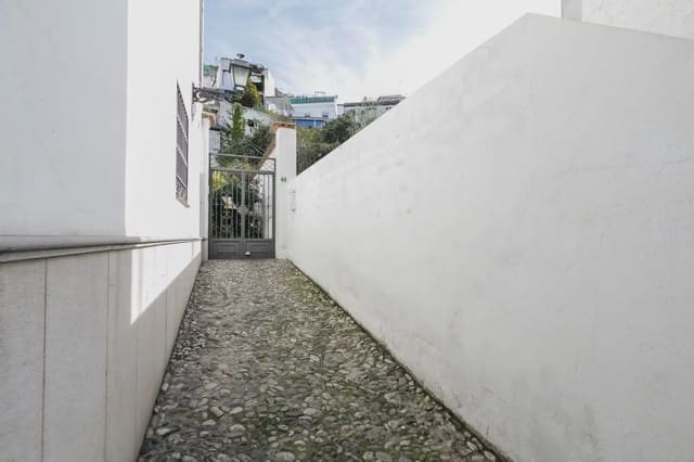 Tomt till salu i Albaicin, Granada stad - 190 000 € (Ref: 9837125)