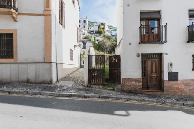 Tomt till salu i Albaicin, Granada stad - 190 000 € (Ref: 9837125)