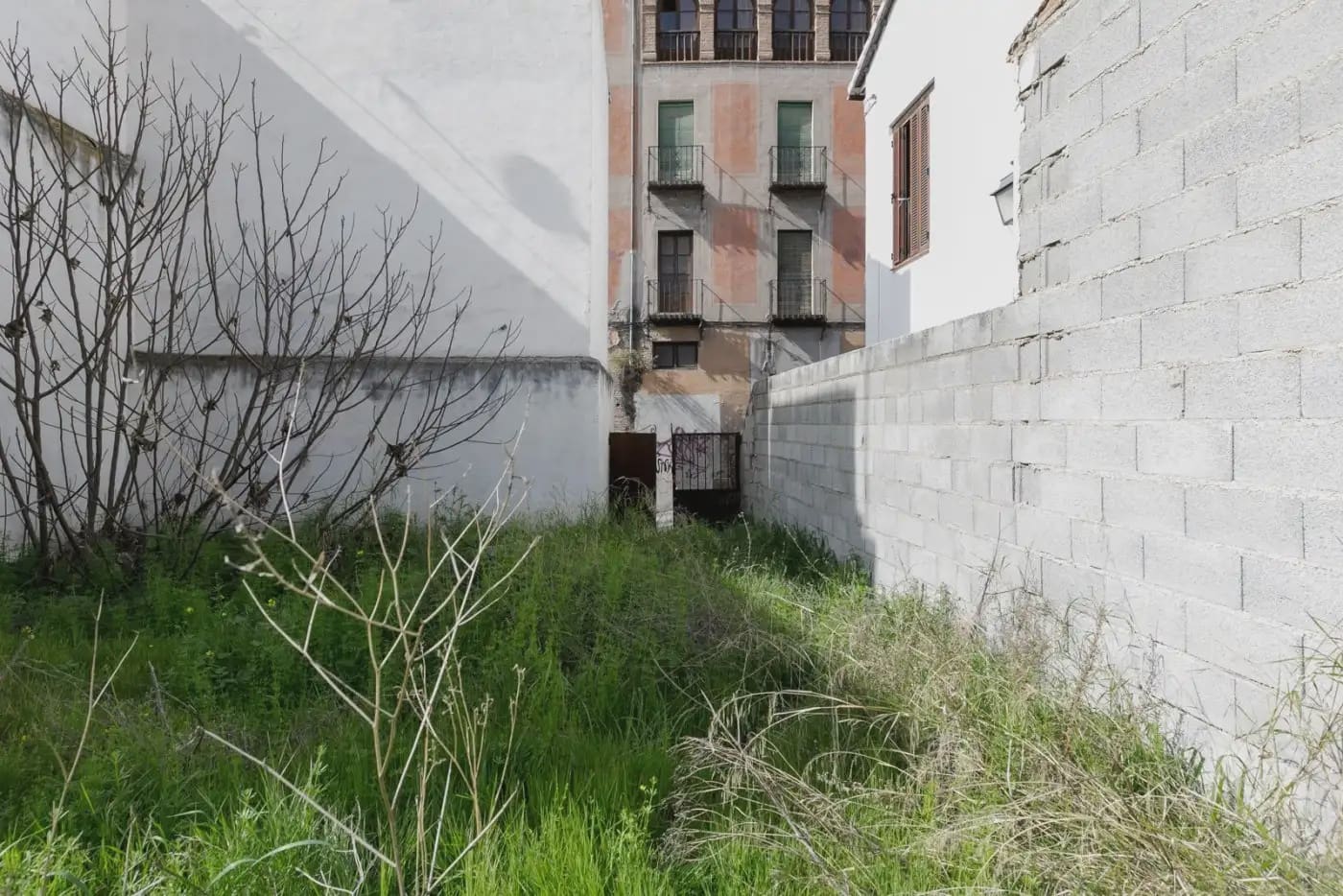 Byggegrund til salg i Granada by - € 190.000 (Ref: 9837125)