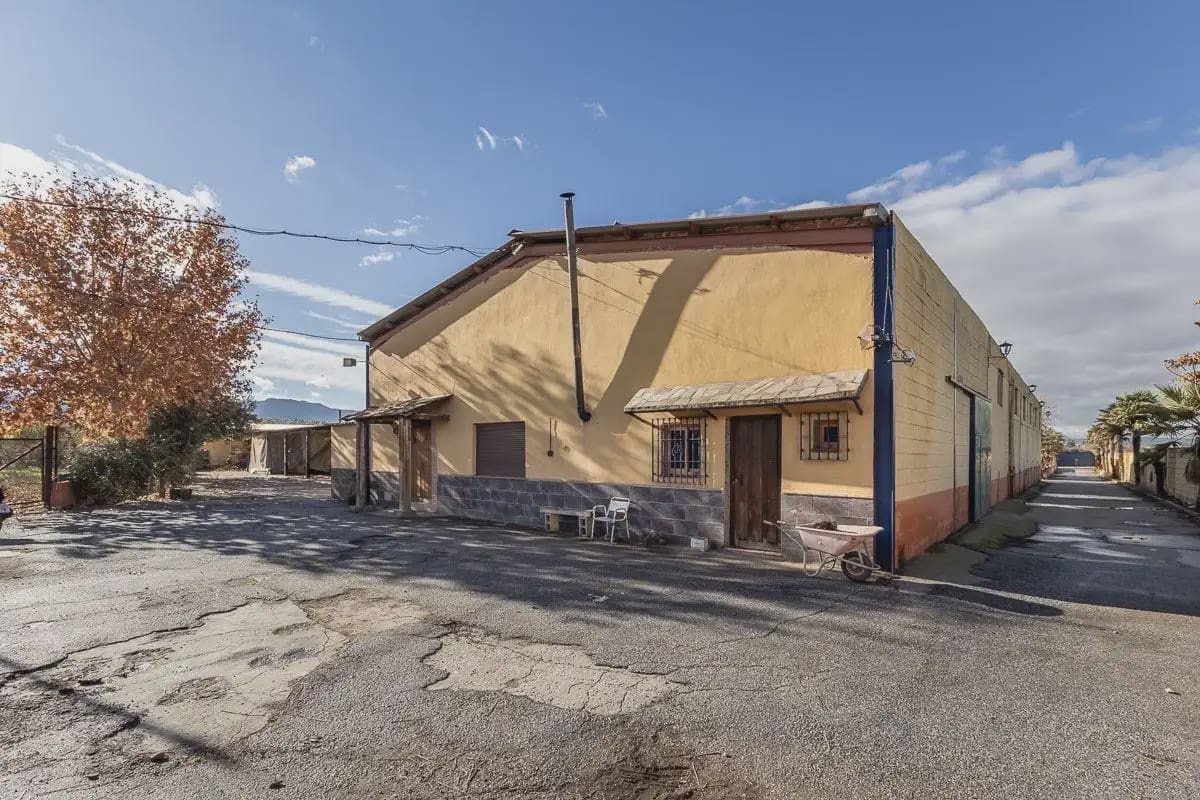 Villa te koop in La Zubia met garage - € 795.000 (Ref: 9837127)