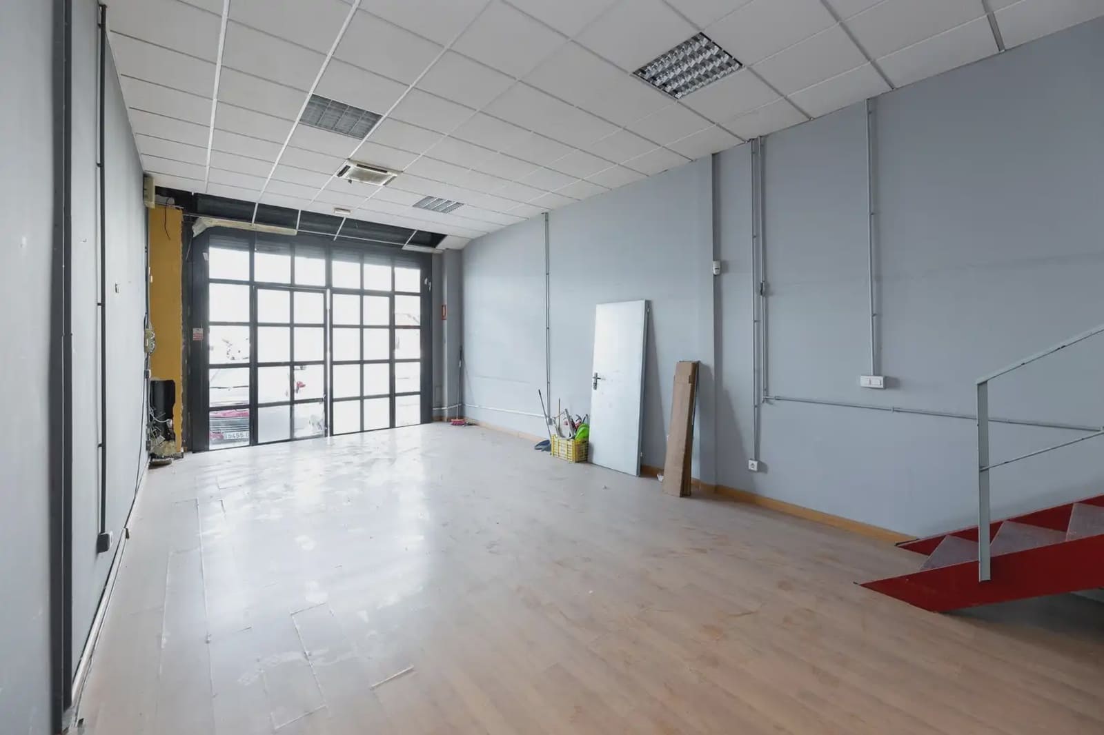 Local Comercial en Peligros en venta - 109.000 € (Ref: 9837130)