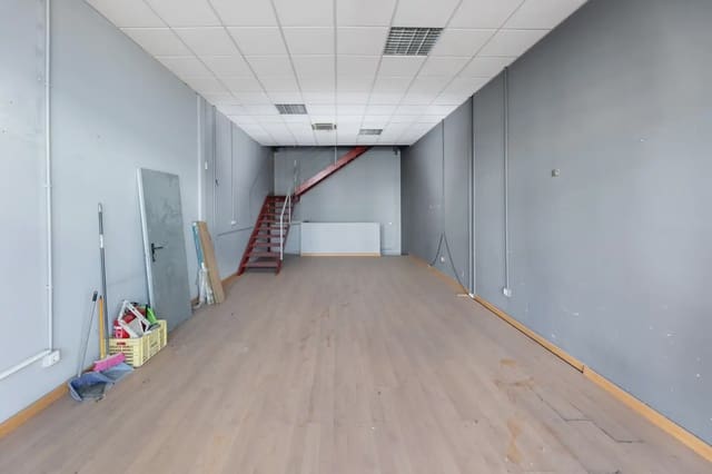 Erhverv til salg i Peligros - € 109.000 (Ref: 9837130)