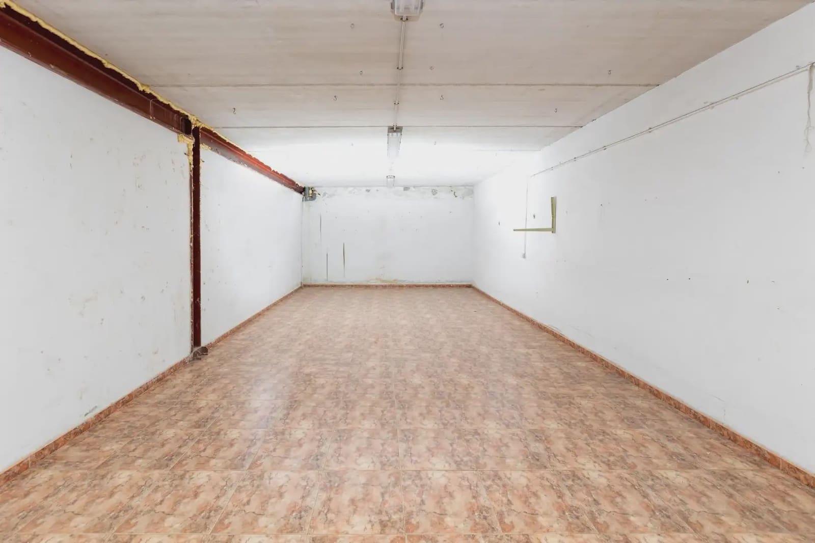 Local Comercial en Peligros en venta - 109.000 € (Ref: 9837130)