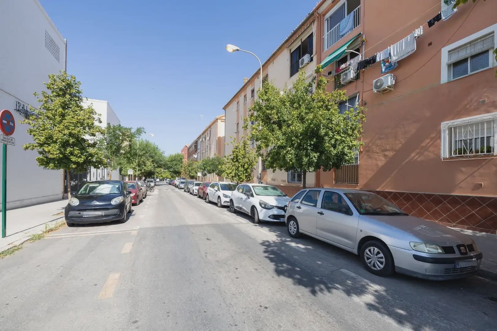 Lejlighed til salg i Granada by - € 180.000 (Ref: 9837131)