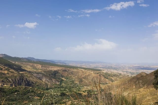 Grunde uden byggetilladelser til salg i Sierra Nevada, Monachil - € 350.000 (Ref: 9837132)