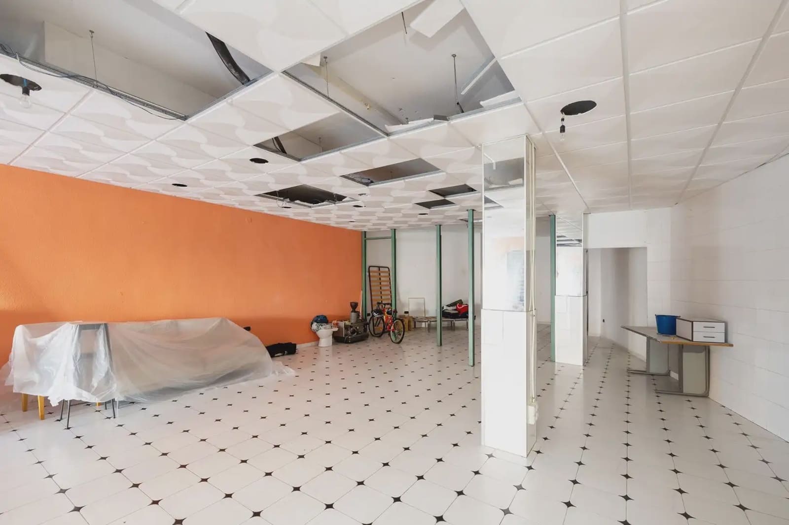 Local Comercial en Gójar en venta - 150.000 € (Ref: 9837134)