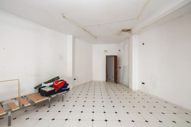 Local Comercial en Gójar en venta - 150.000 € (Ref: 9837134)