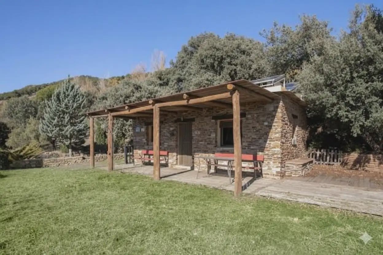 Finca/Landehus til salg i La Taha med garage - € 325.000 (Ref: 9837135)