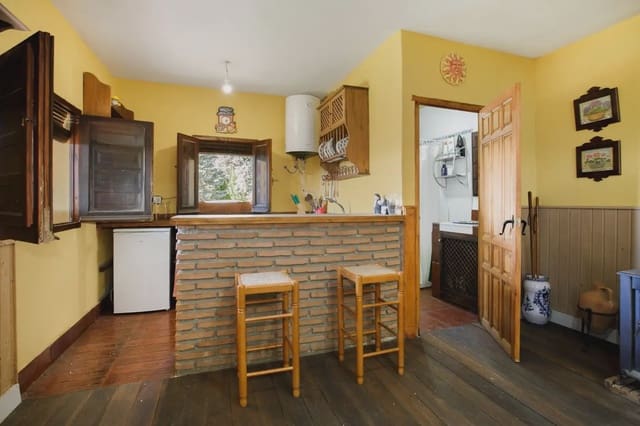 Finca/Landehus til salg i Pitres, La Taha med garage - € 325.000 (Ref: 9837135)