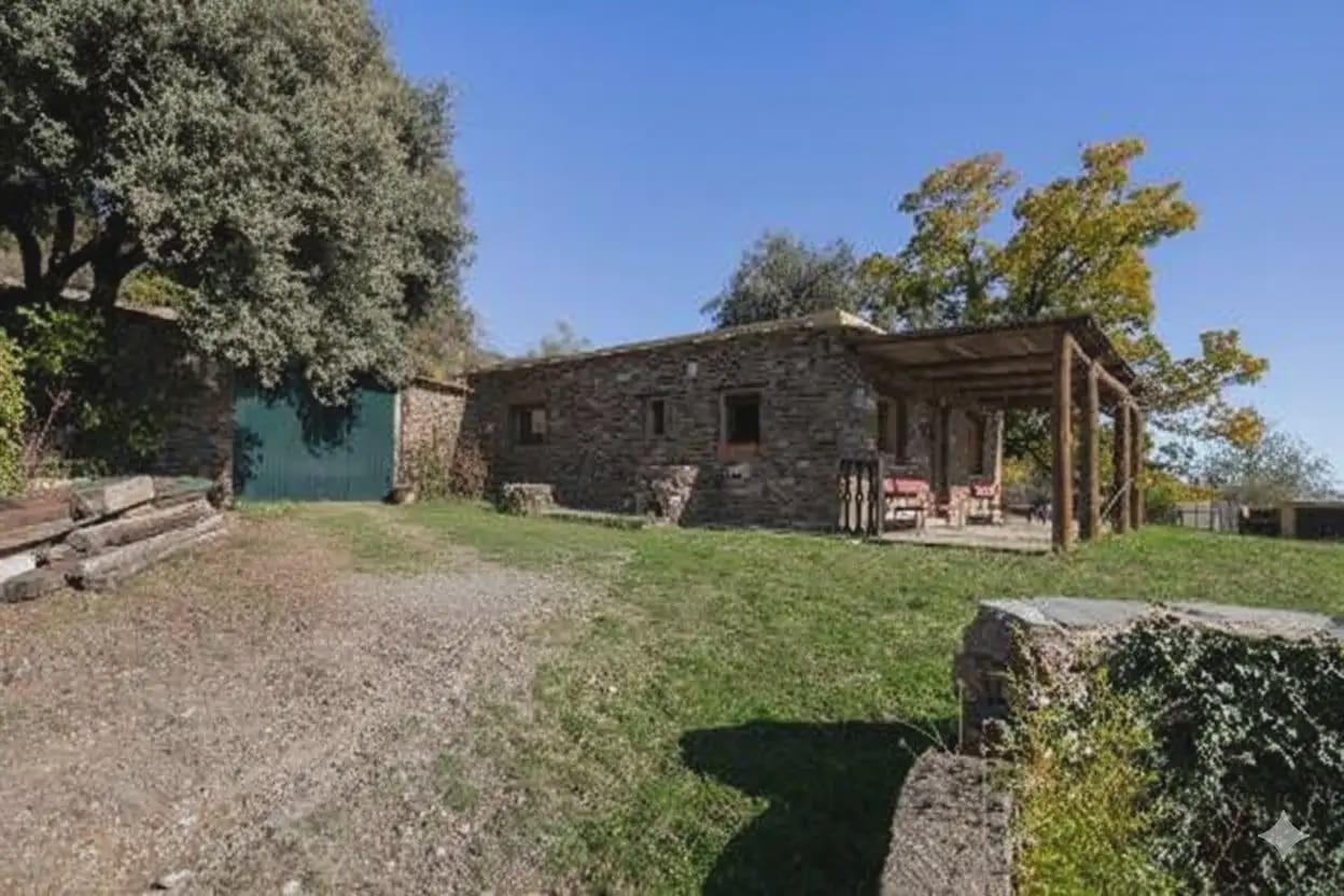 Finca/Landehus til salg i La Taha med garage - € 325.000 (Ref: 9837135)