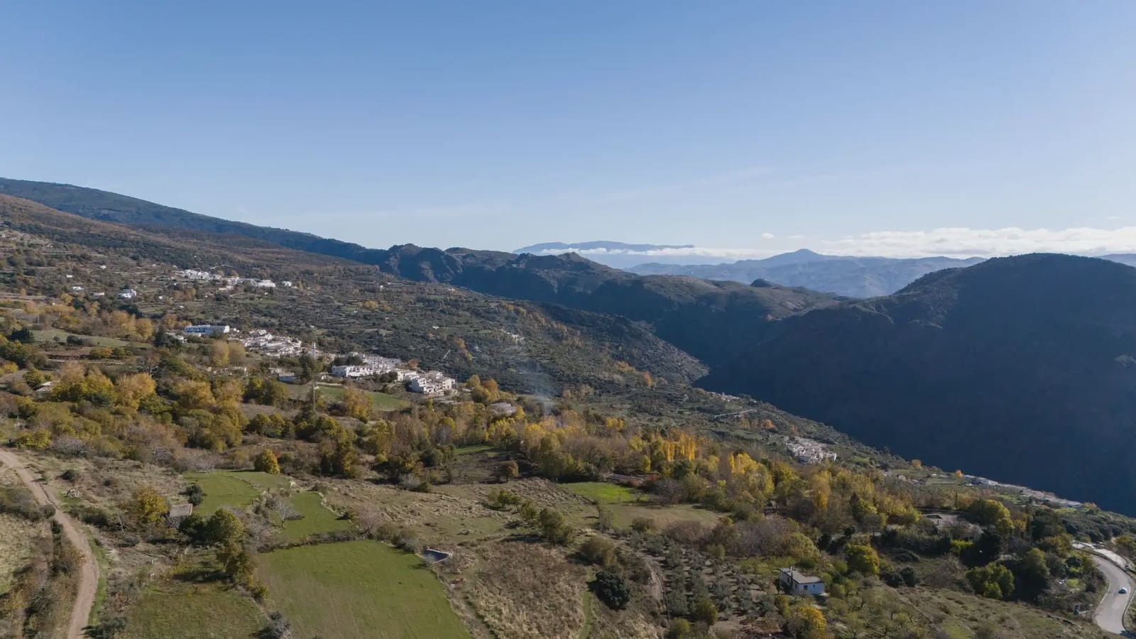 Finca/Landehus til salg i La Taha med garage - € 325.000 (Ref: 9837135)