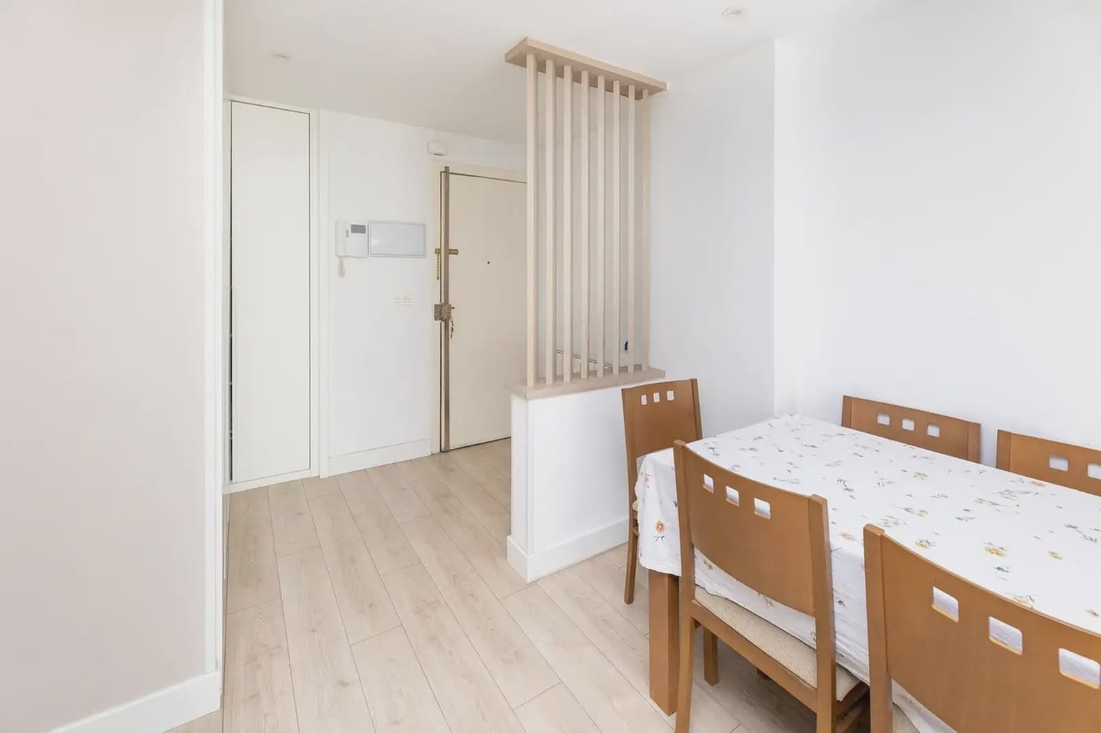 Leilighet til salgs i Granada by - € 375 000 (Ref: 9837139)