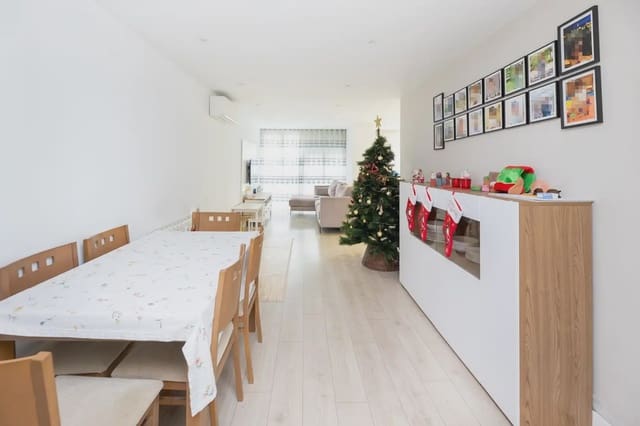 Mieszkanie na sprzedaż w Camino de Ronda - Rosaleda, Miasto Grenada - 375 000 € (Ref: 9837139)
