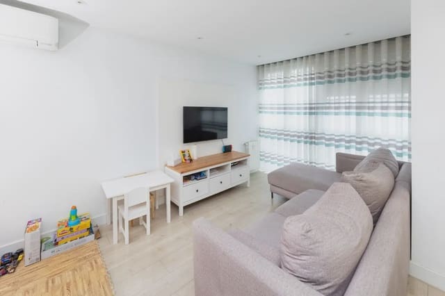 Mieszkanie na sprzedaż w Camino de Ronda - Rosaleda, Miasto Grenada - 375 000 € (Ref: 9837139)
