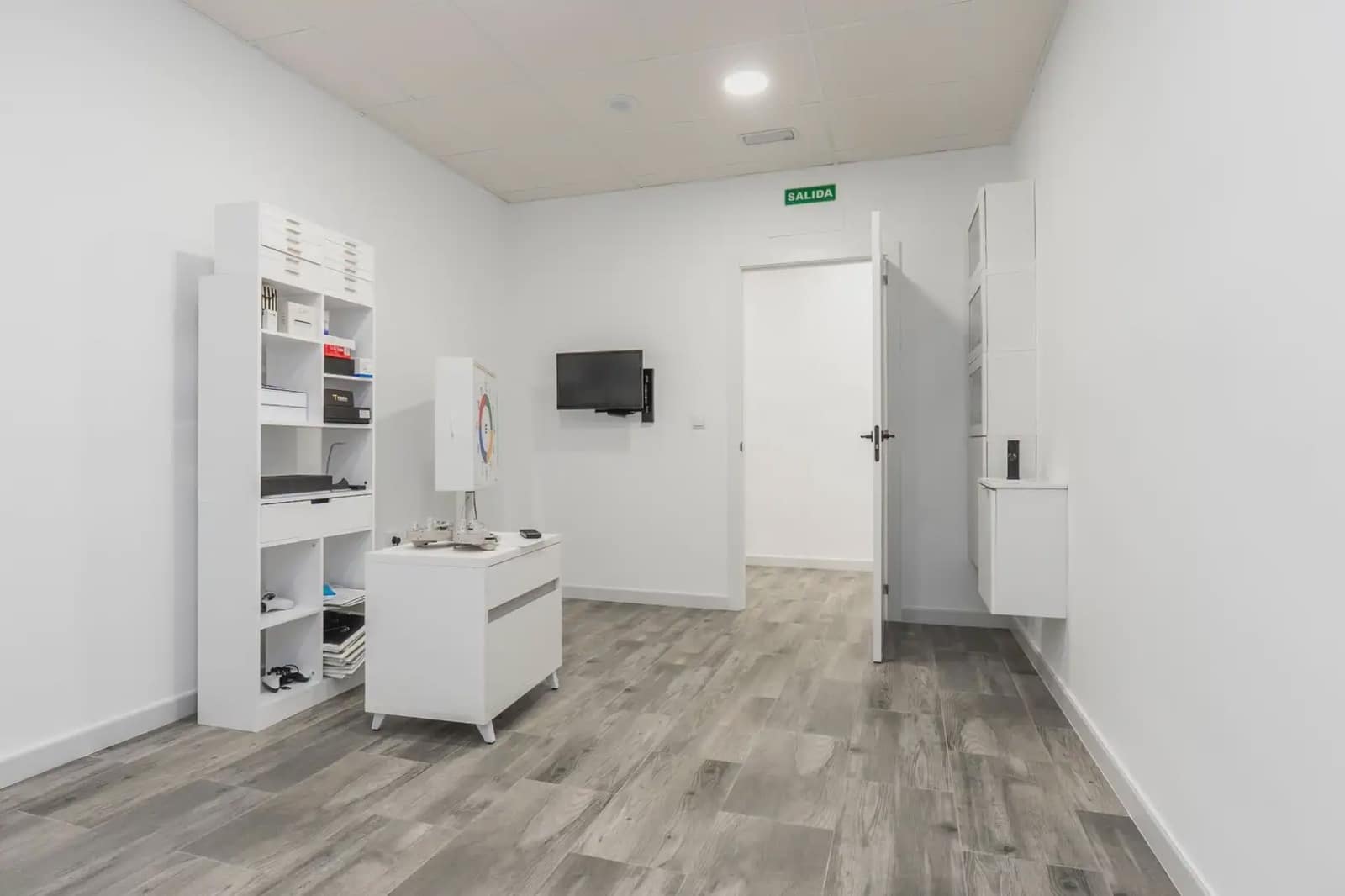 Commercial for sale in Padul - € 186,000 (Ref: 9837140)