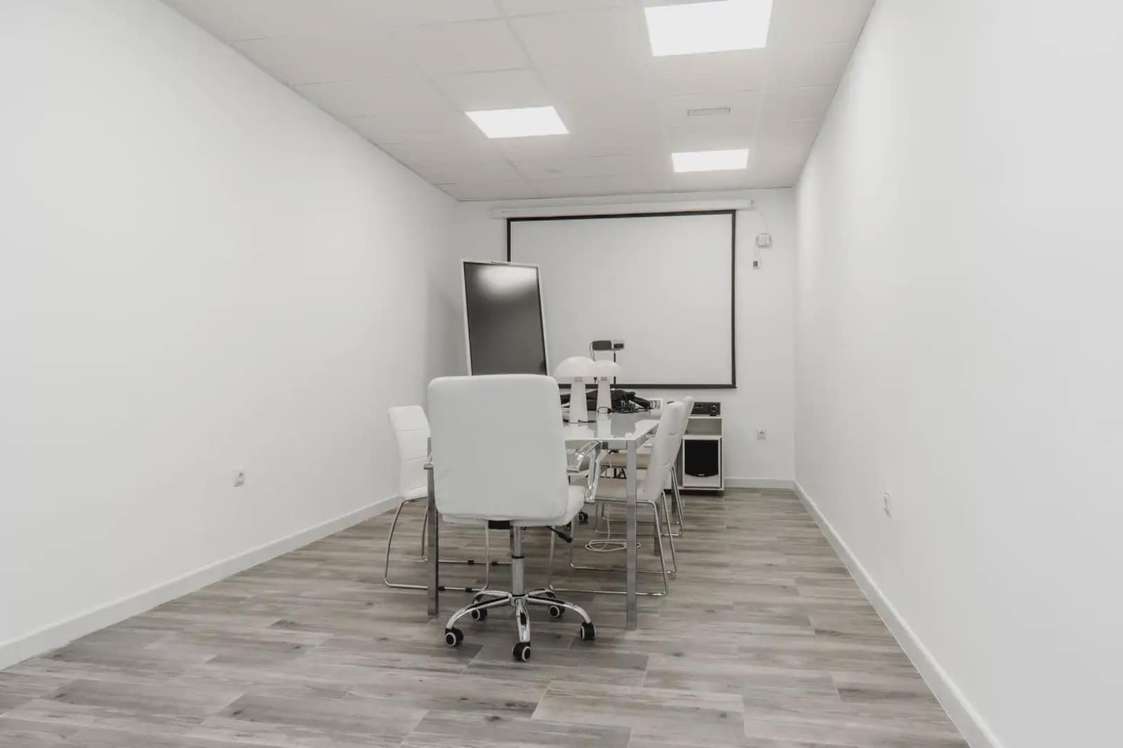 Commercial for sale in Padul - € 186,000 (Ref: 9837140)