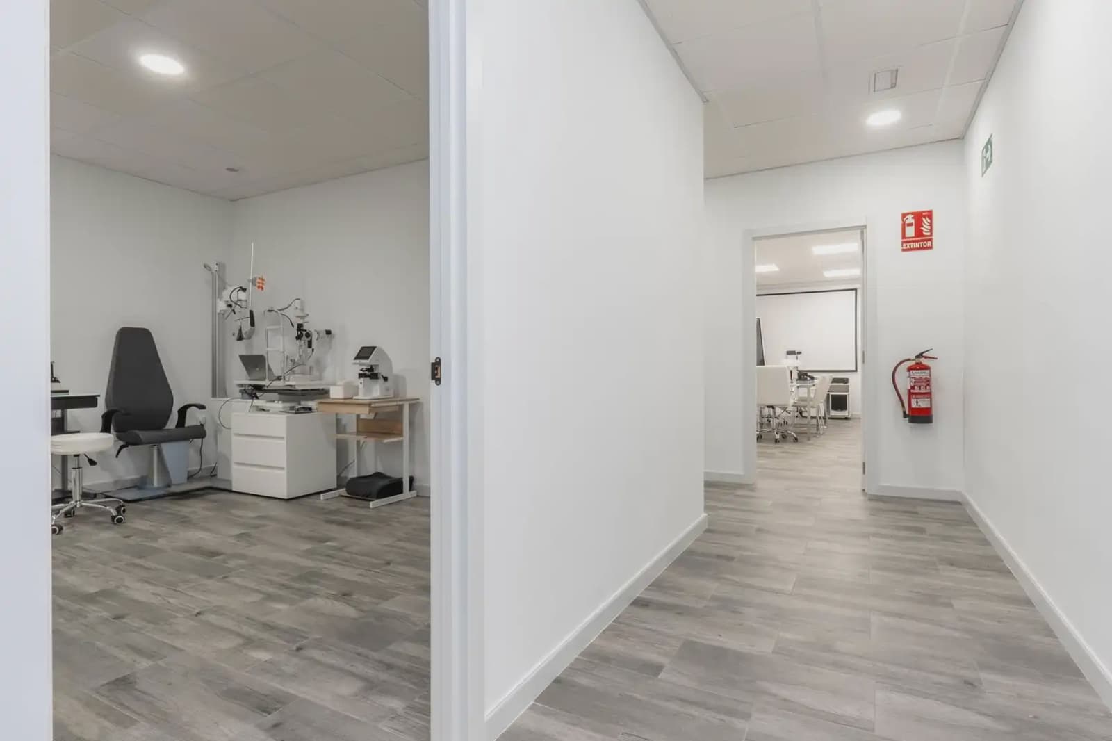 Commercial for sale in Padul - € 186,000 (Ref: 9837140)