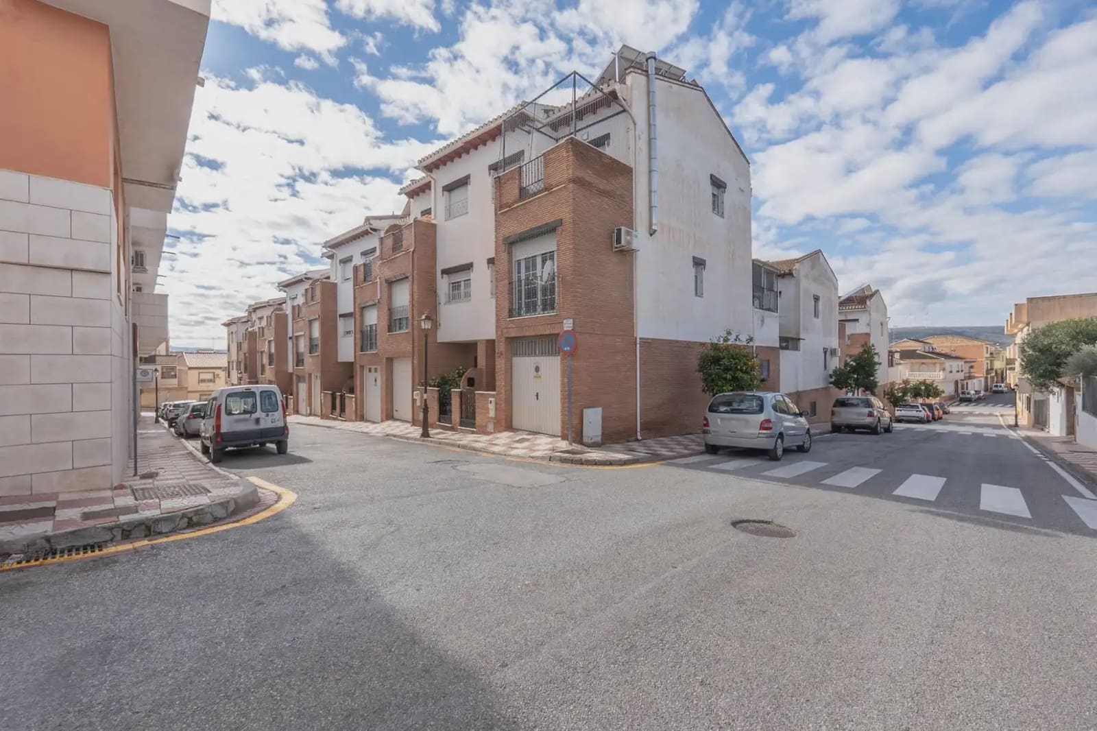 Commercial for sale in Padul - € 186,000 (Ref: 9837140)