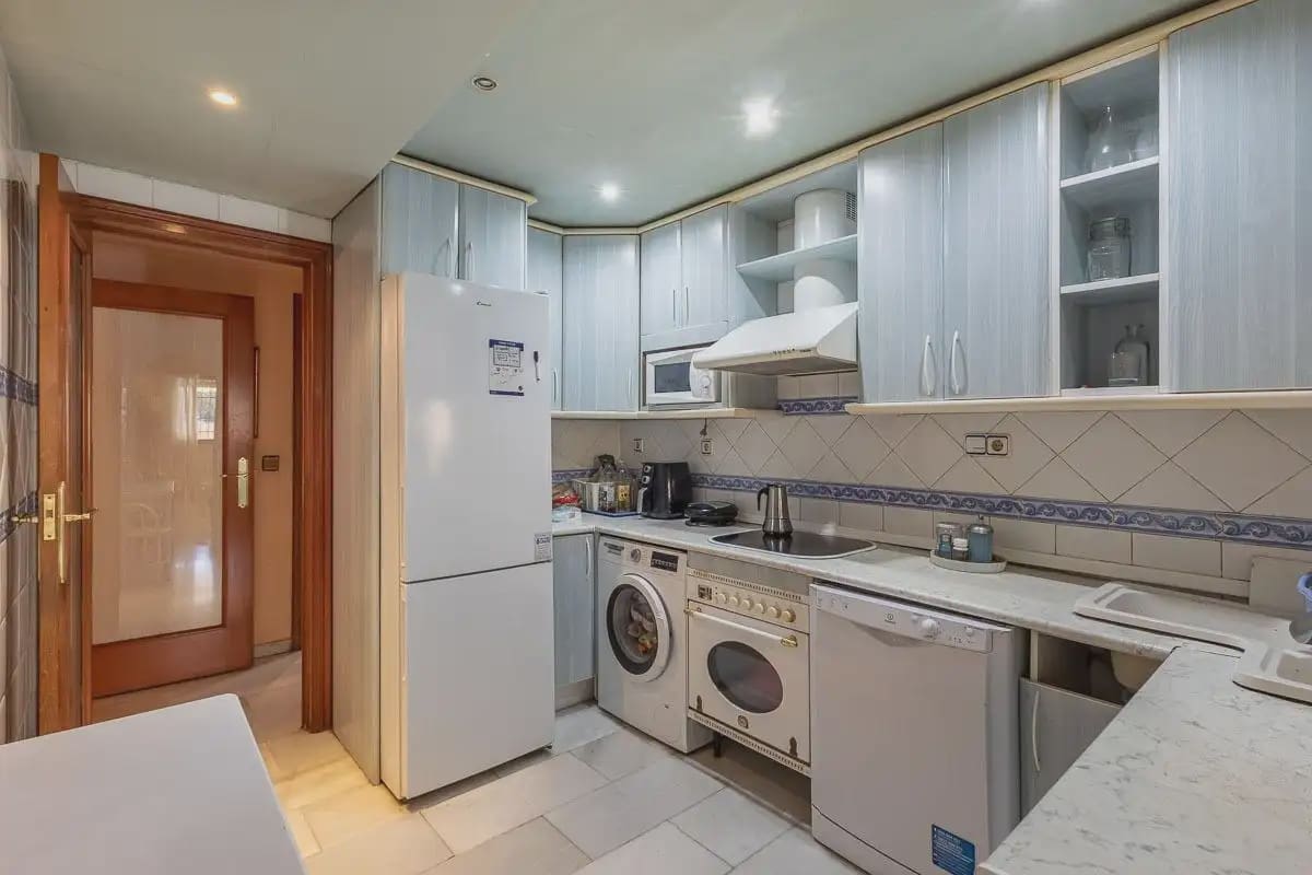 Wohnung zu verkaufen in Granada Stadt mit Pool Garage - 1.360.000 € (Ref: 9837141)