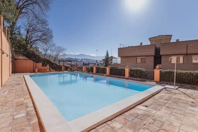 Leilighet til salgs i San Matías - Realejo, Granada by med svømmebasseng garasje - € 1 360 000 (Ref: 9837141)