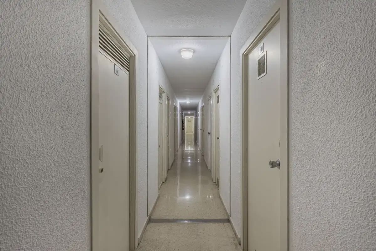 Wohnung zu verkaufen in Granada Stadt mit Pool Garage - 1.360.000 € (Ref: 9837141)
