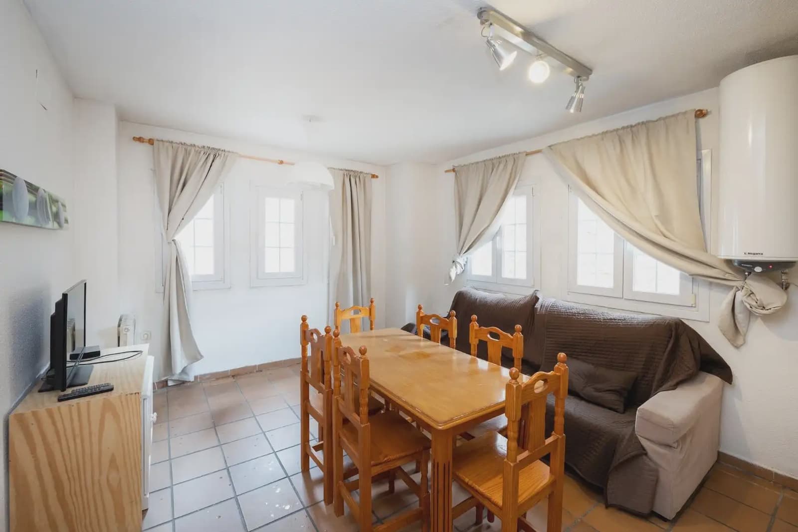 Flat te koop in Sierra Nevada - € 175.000 (Ref: 9837143)