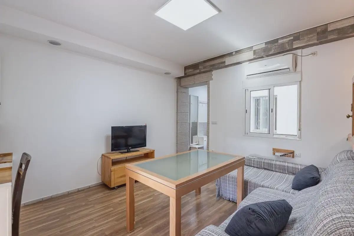 Piso en Granada ciudad en venta - 220.000 € (Ref: 9837145)
