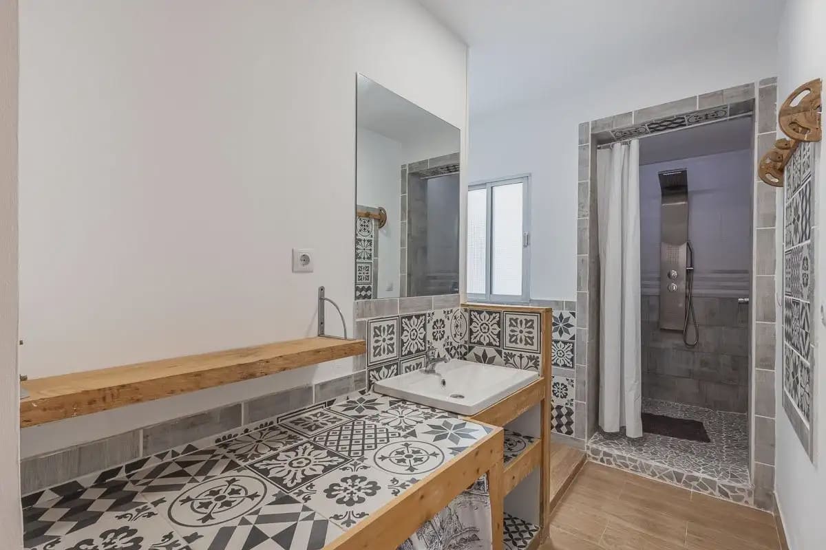 Piso en Granada ciudad en venta - 220.000 € (Ref: 9837145)
