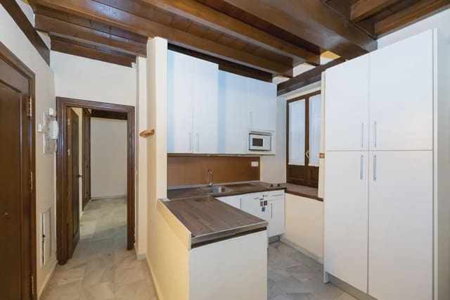 Leilighet til salgs i San Matías - Realejo, Granada by - € 179 000 (Ref: 9837147)