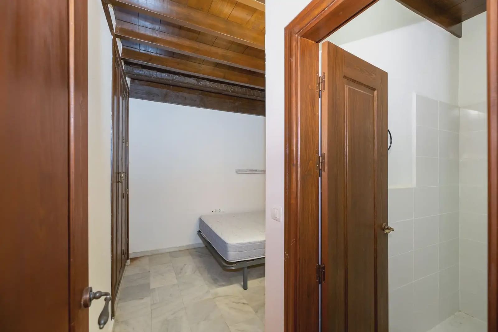 Leilighet til salgs i Granada by - € 179 000 (Ref: 9837147)