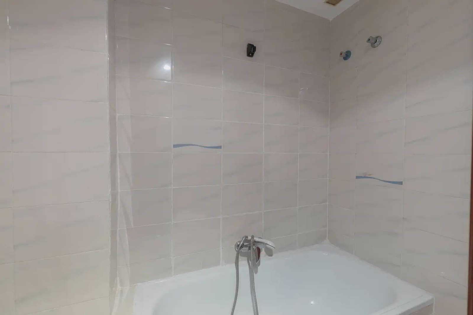 Flat for sale in Almunecar - € 329,000 (Ref: 9837148)