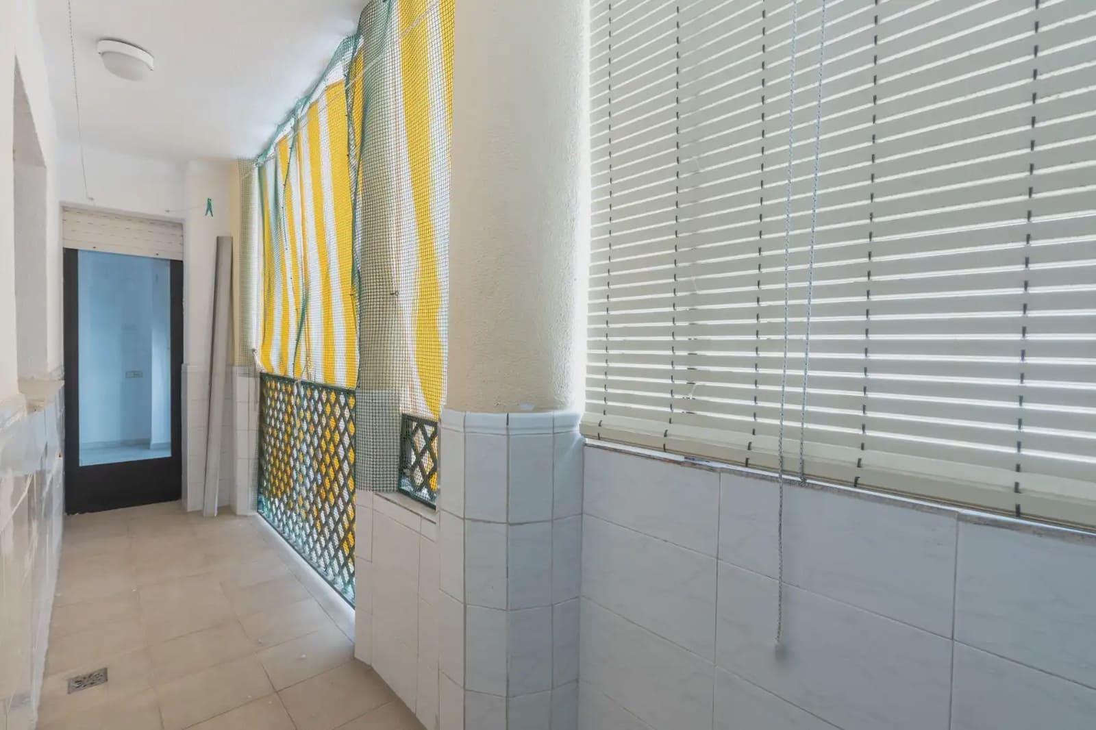 Flat for sale in Almunecar - € 329,000 (Ref: 9837148)