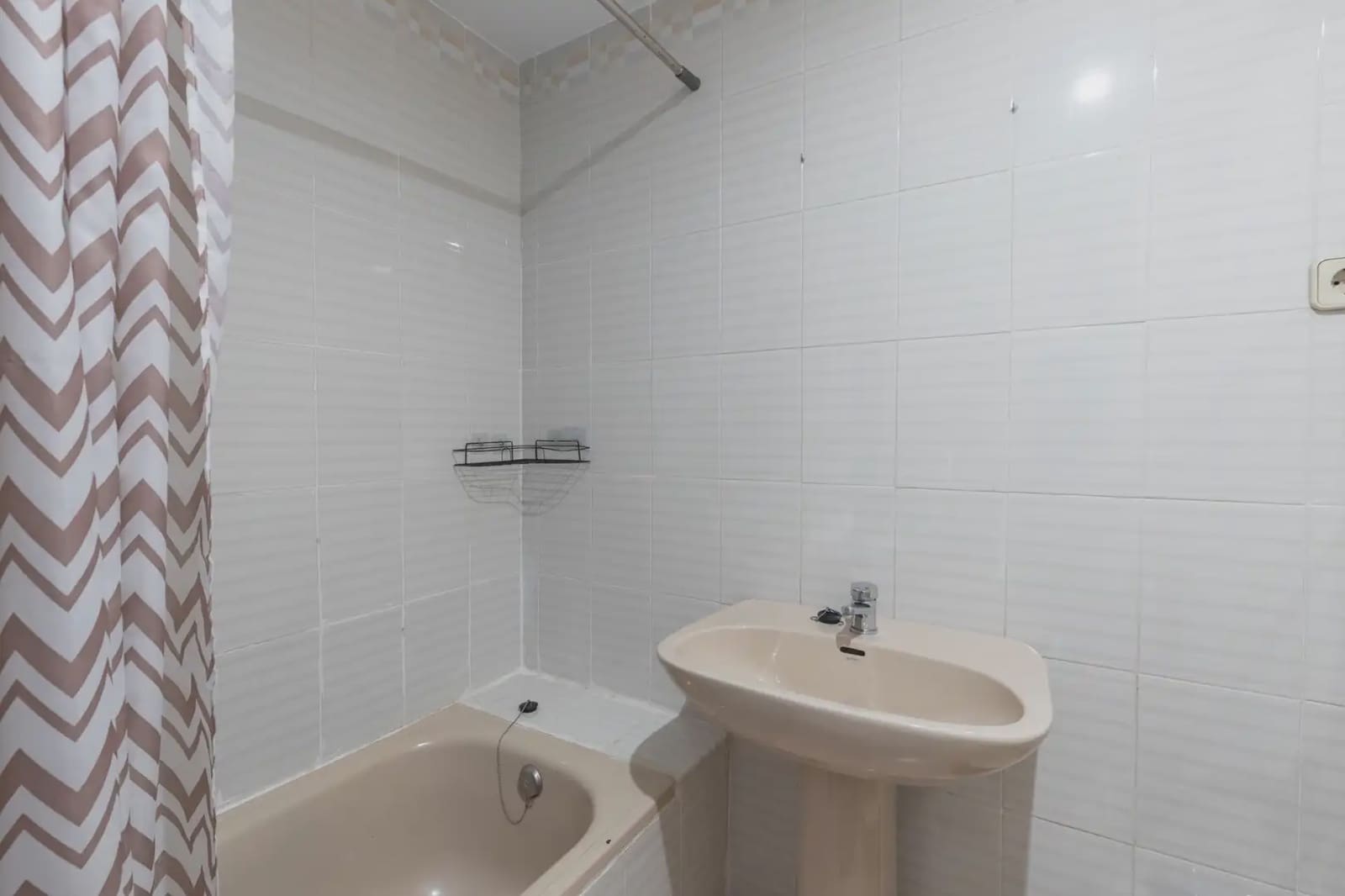 Flat for sale in Almunecar - € 329,000 (Ref: 9837148)
