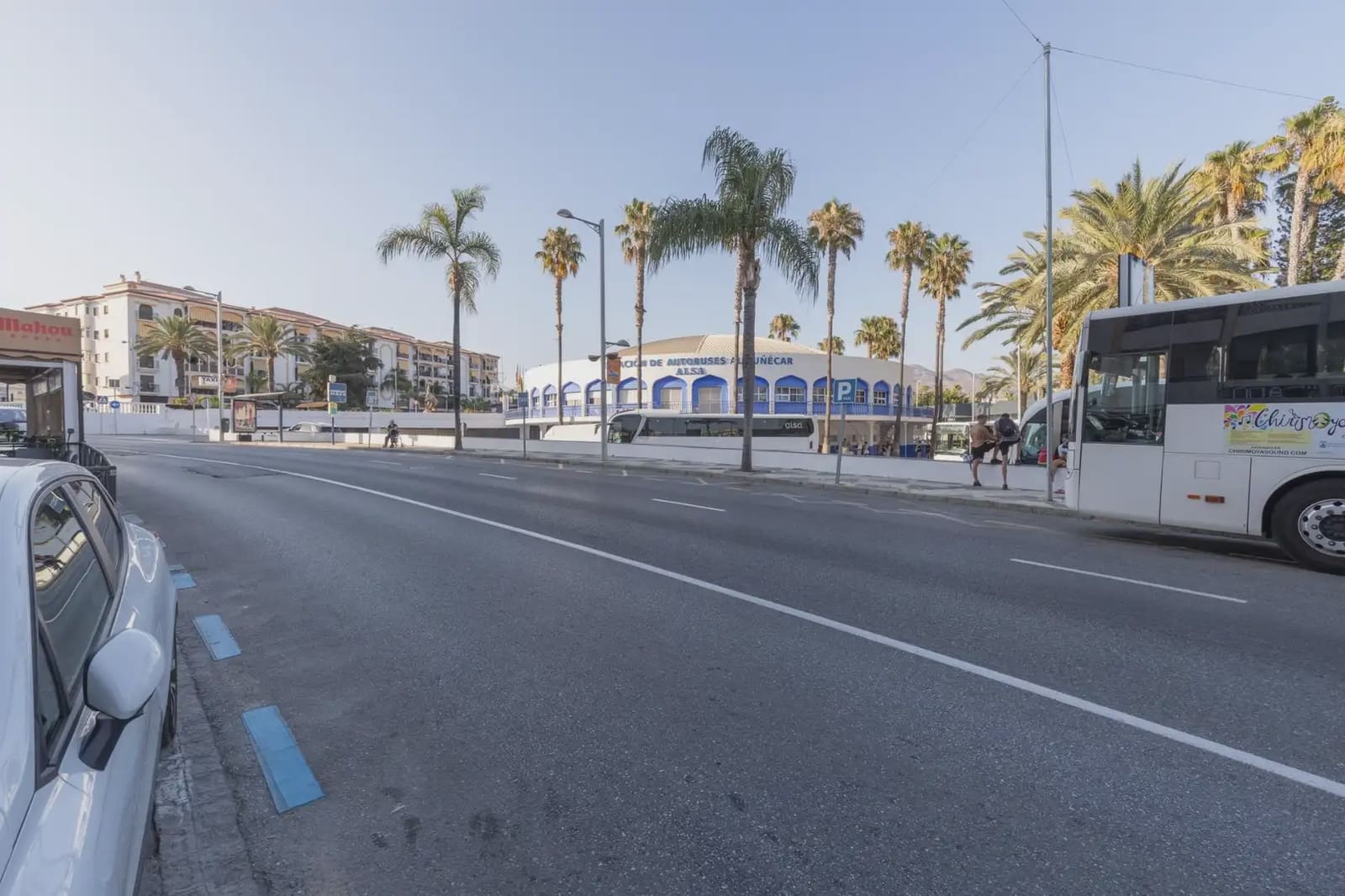 Flat for sale in Almunecar - € 329,000 (Ref: 9837148)