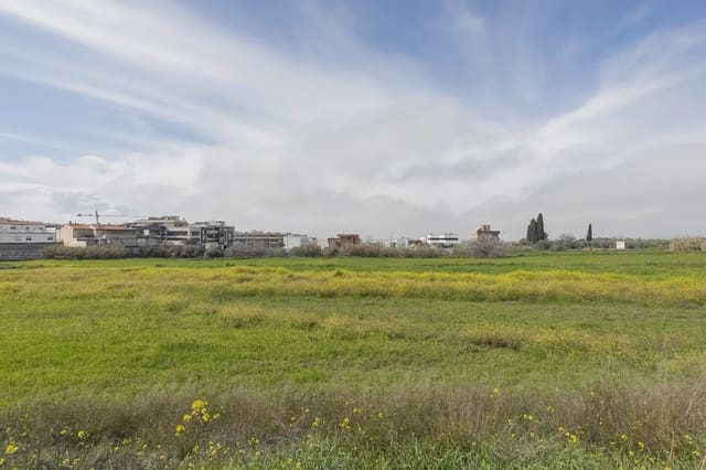 Grunde uden byggetilladelser til salg i Maracena - € 168.000 (Ref: 9837149)