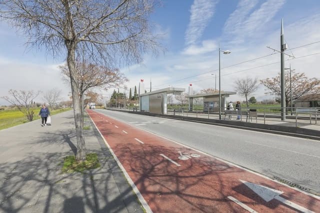 Grunde uden byggetilladelser til salg i Maracena - € 168.000 (Ref: 9837149)