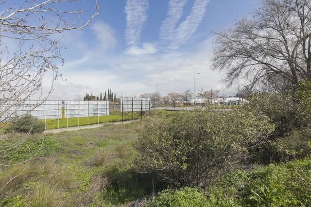 Grunde uden byggetilladelser til salg i Maracena - € 168.000 (Ref: 9837149)