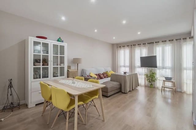 2 soverom Leilighet til salgs i Centro - Sagrario, Granada by - € 239 000 (Ref: 9837150)