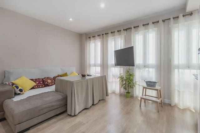 2 soverom Leilighet til salgs i Centro - Sagrario, Granada by - € 239 000 (Ref: 9837150)