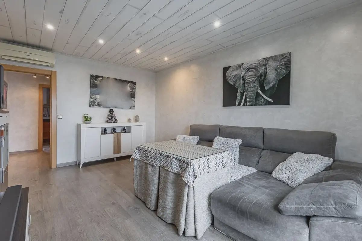 Asunto myytävänä paikassa Granada kaupunki mukana 
autotalli - 175 000 € (Ref: 9837151)