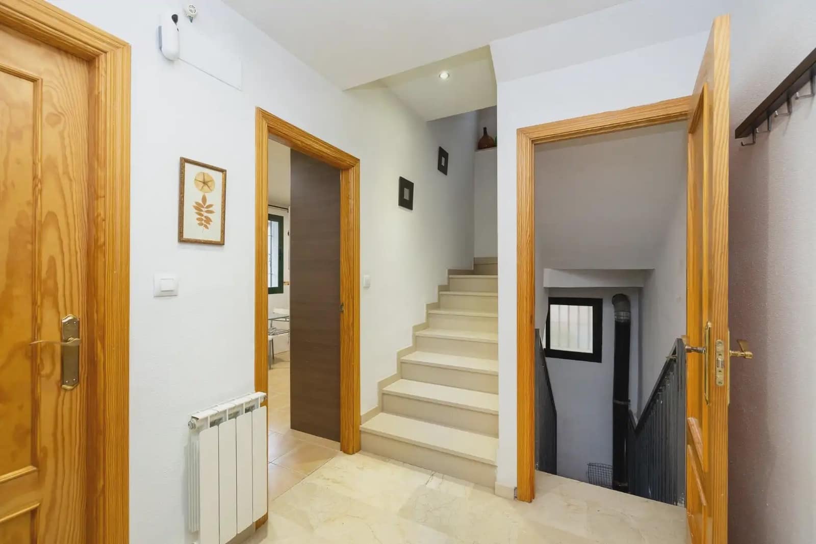 Villa til salg i Jun med garage - € 260.000 (Ref: 9837152)