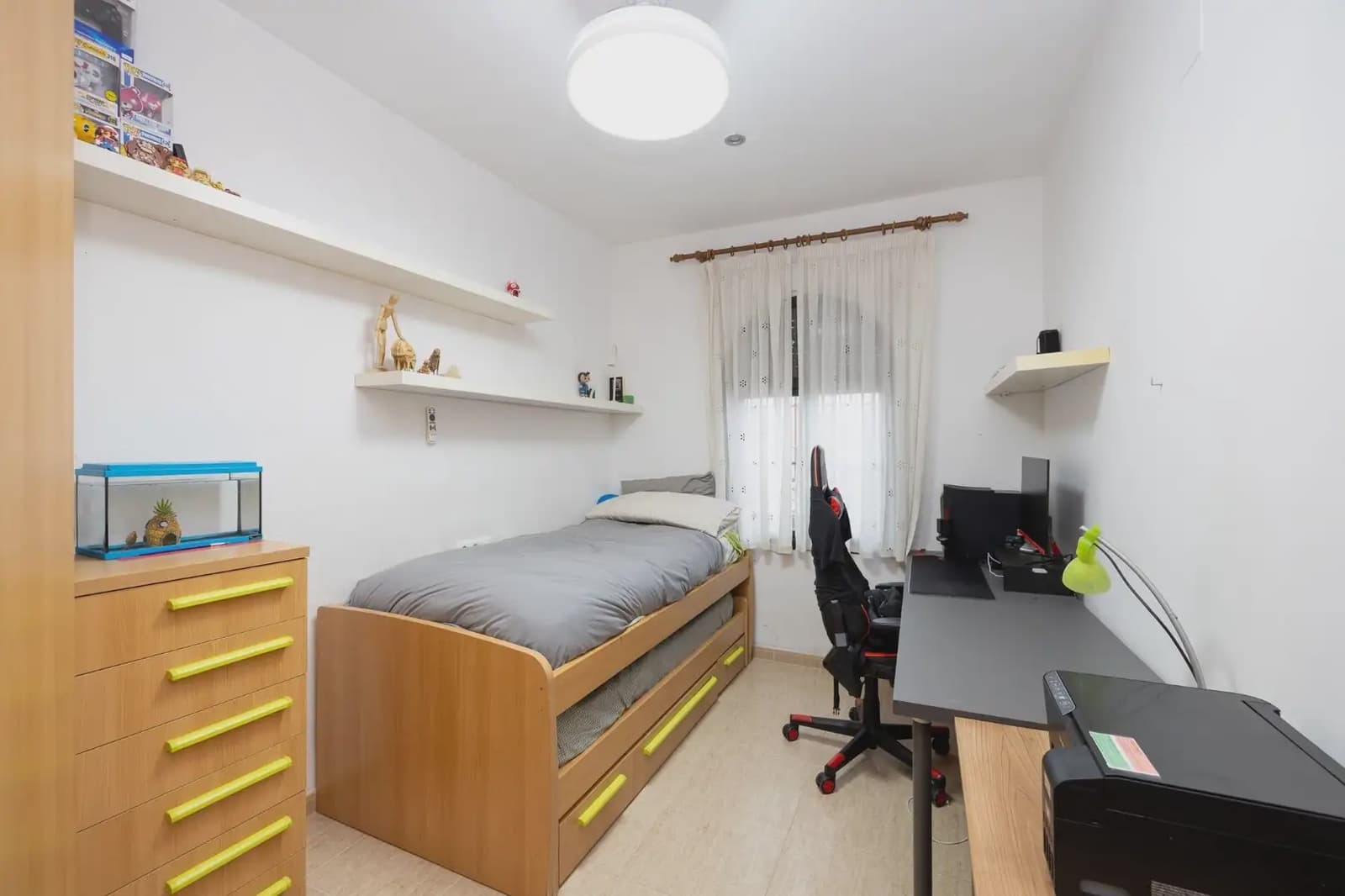 Villa til salg i Jun med garage - € 260.000 (Ref: 9837152)