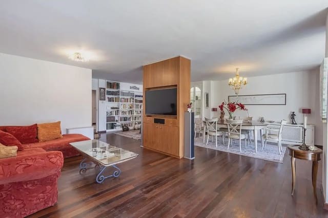 Villa for sale in Bola de Oro - Serrallo, Granada city with pool garage - € 1,100,000 (Ref: 9837154)