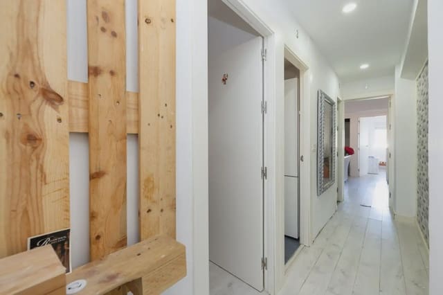 Flat for sale in Cerrillo de Maracena - Periodistas, Granada city - € 189,990 (Ref: 9837157)