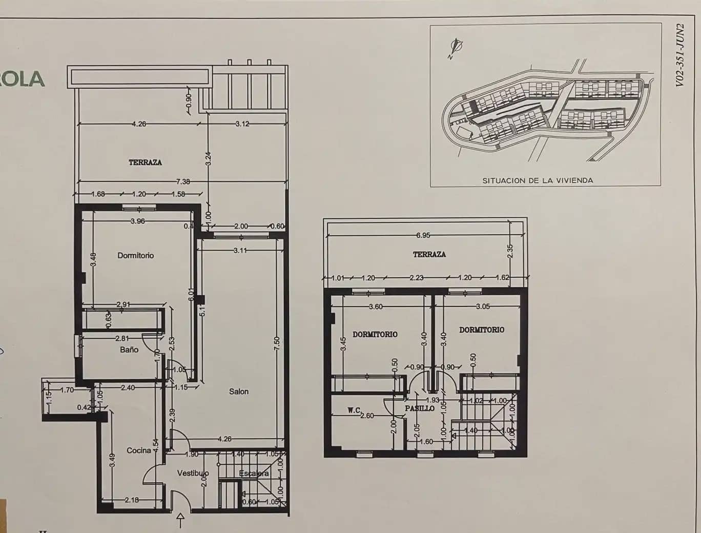 Kattohuoneisto myytävänä paikassa Jun mukana uima-altaan 
autotalli - 349 000 € (Ref: 9837159)