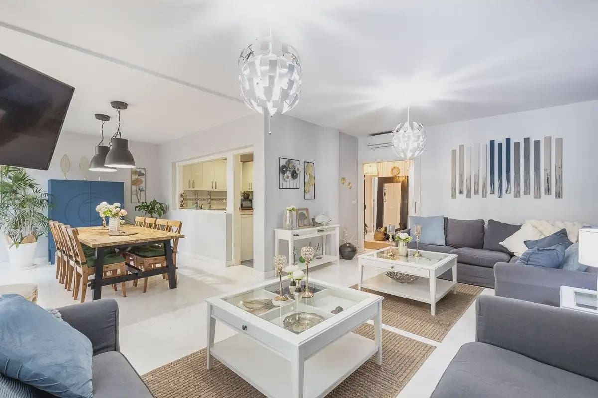 Townhouse for sale in Motril with pool garage - € 587,000 (Ref: 9837162)